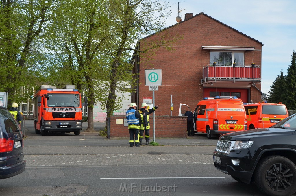 Feuer Grundschule Koeln Duennwald Leuchterstr P094.JPG - Miklos Laubert